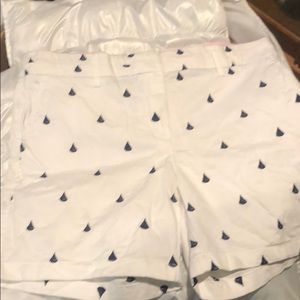 British Khaki shorts white with navy sailboats